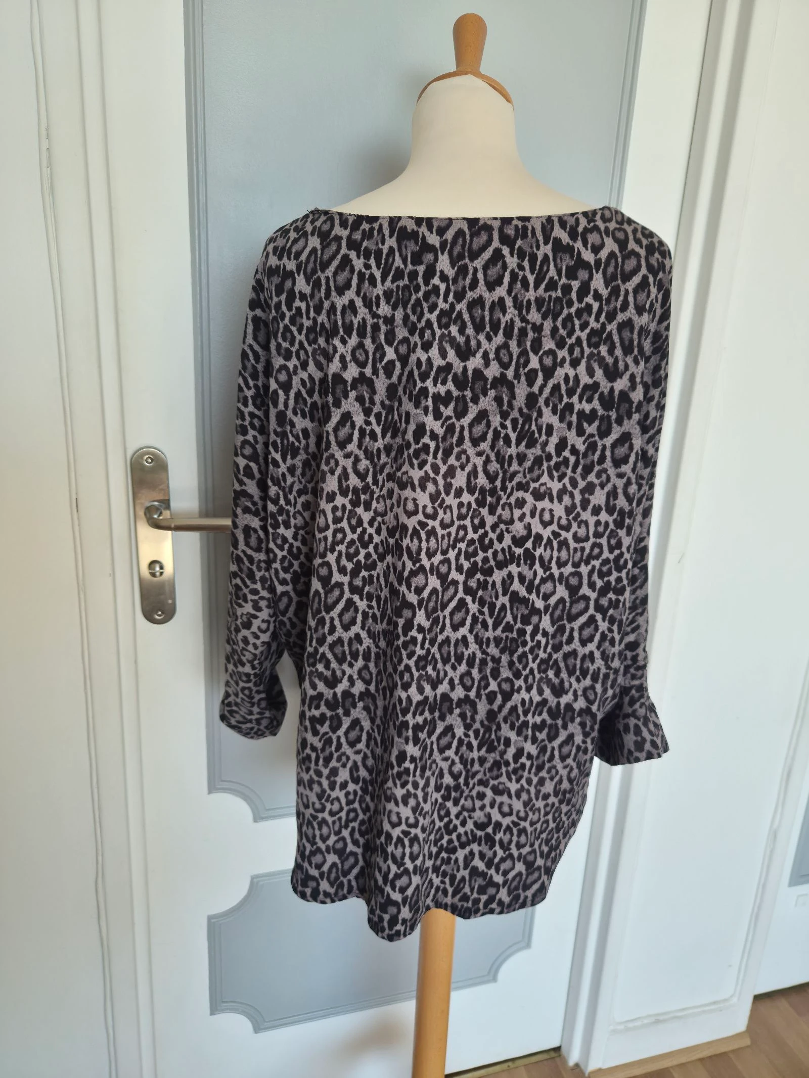 3/4 leopard print blouse New Size 1 – photo 4